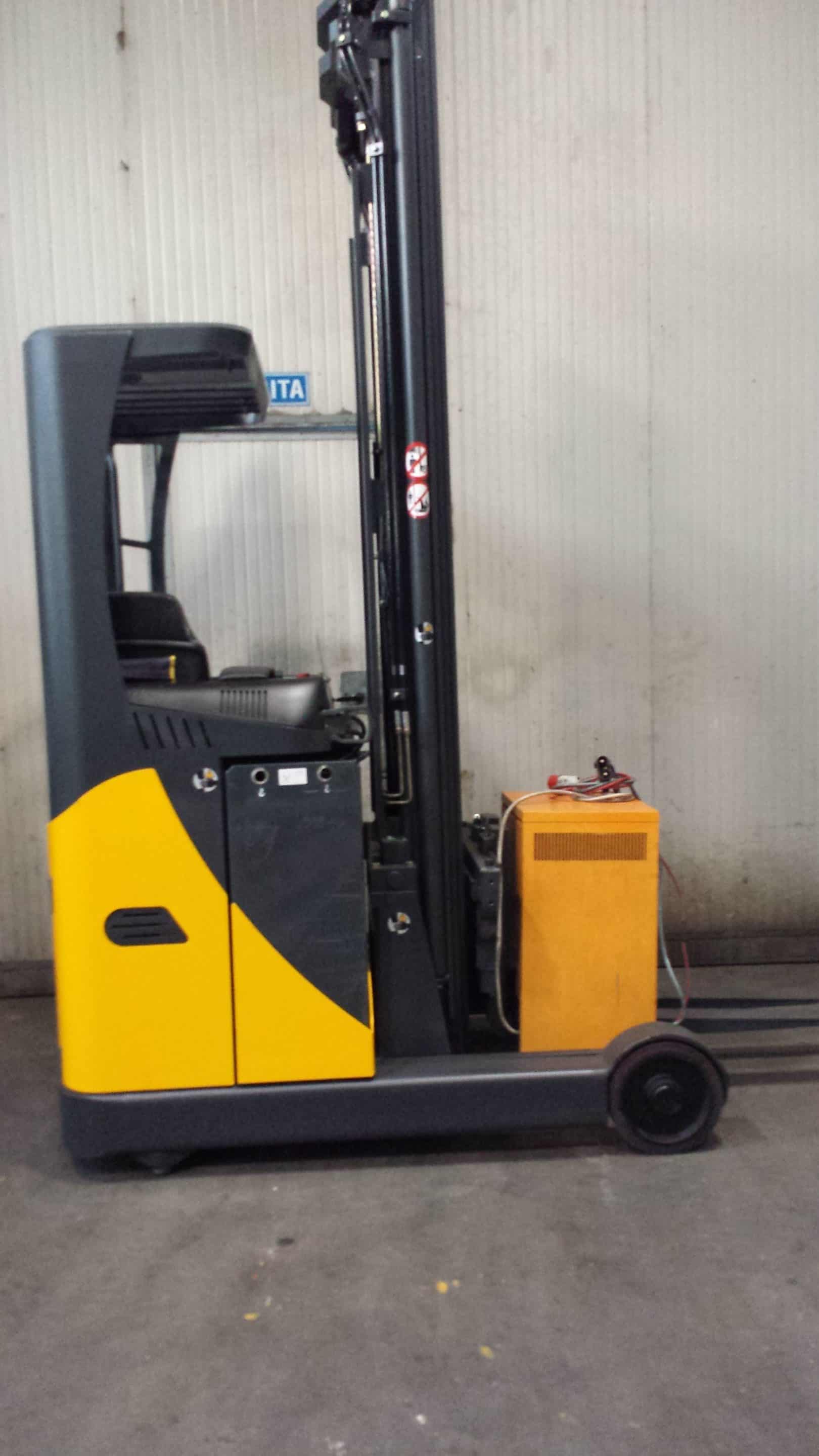 CARRELLO RETRATTILE OM XR 16
